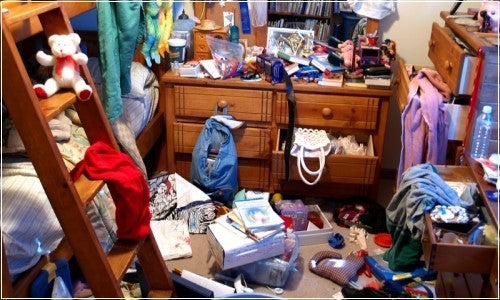 Our Top 6 Tips To De-cluttering